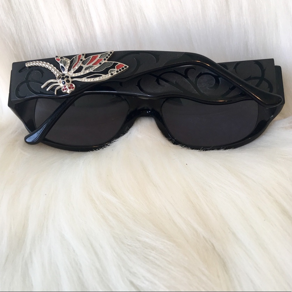 VTG Judith Leiber✨